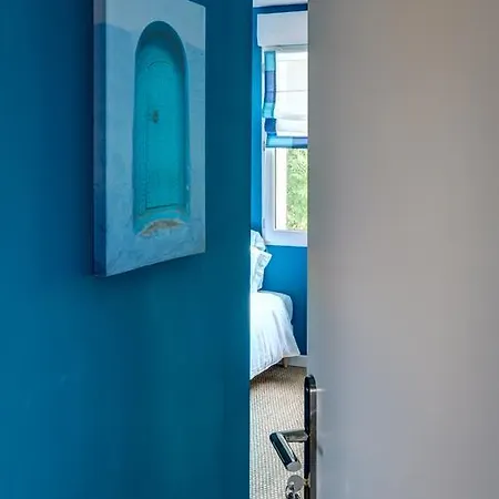 Les Eaux Qui Rient 3* سانغوينت