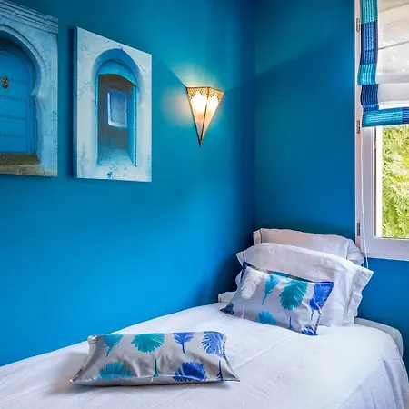 Les Eaux Qui Rient 3*