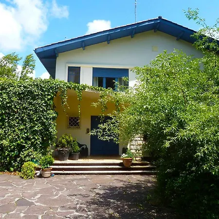 Les Eaux Qui Rient Bed and breakfast