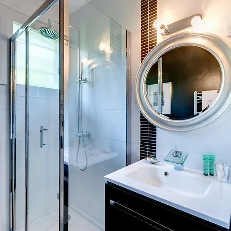 Les Eaux Qui Rient Bed & Breakfast Sanguinet