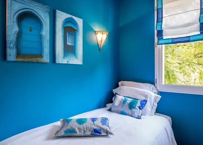 Les Eaux Qui Rient 3*