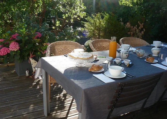 B&B Les Eaux Qui Rient 상기네